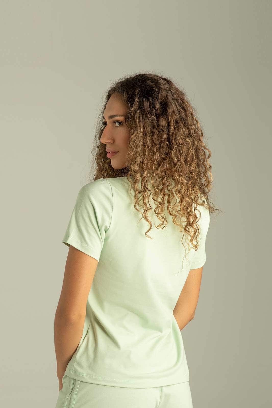 T-Shirt Comfy Algodão Premium Decote C Pistache